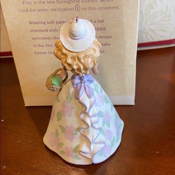 1995 Barbie Springtime ornament with box - Picture 2 of 5